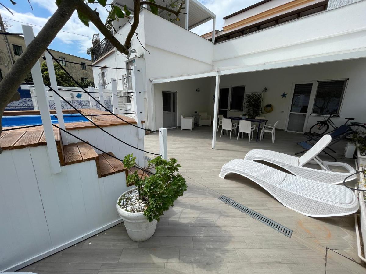 Villa Spring Apartments Meta Exterior photo